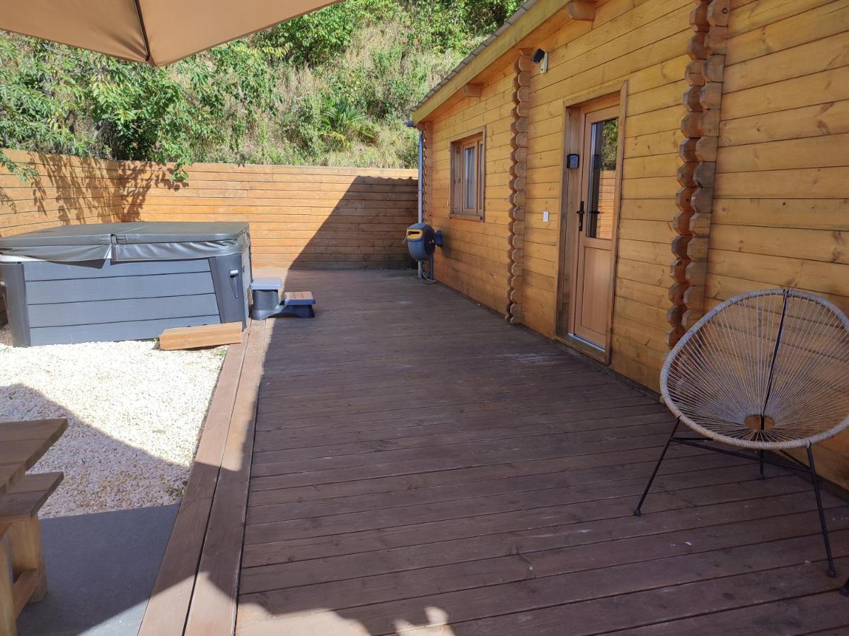 Le Chalet Jacuzzi Et Detente 4 Etoiles 巴涅尔德比戈尔 外观 照片
