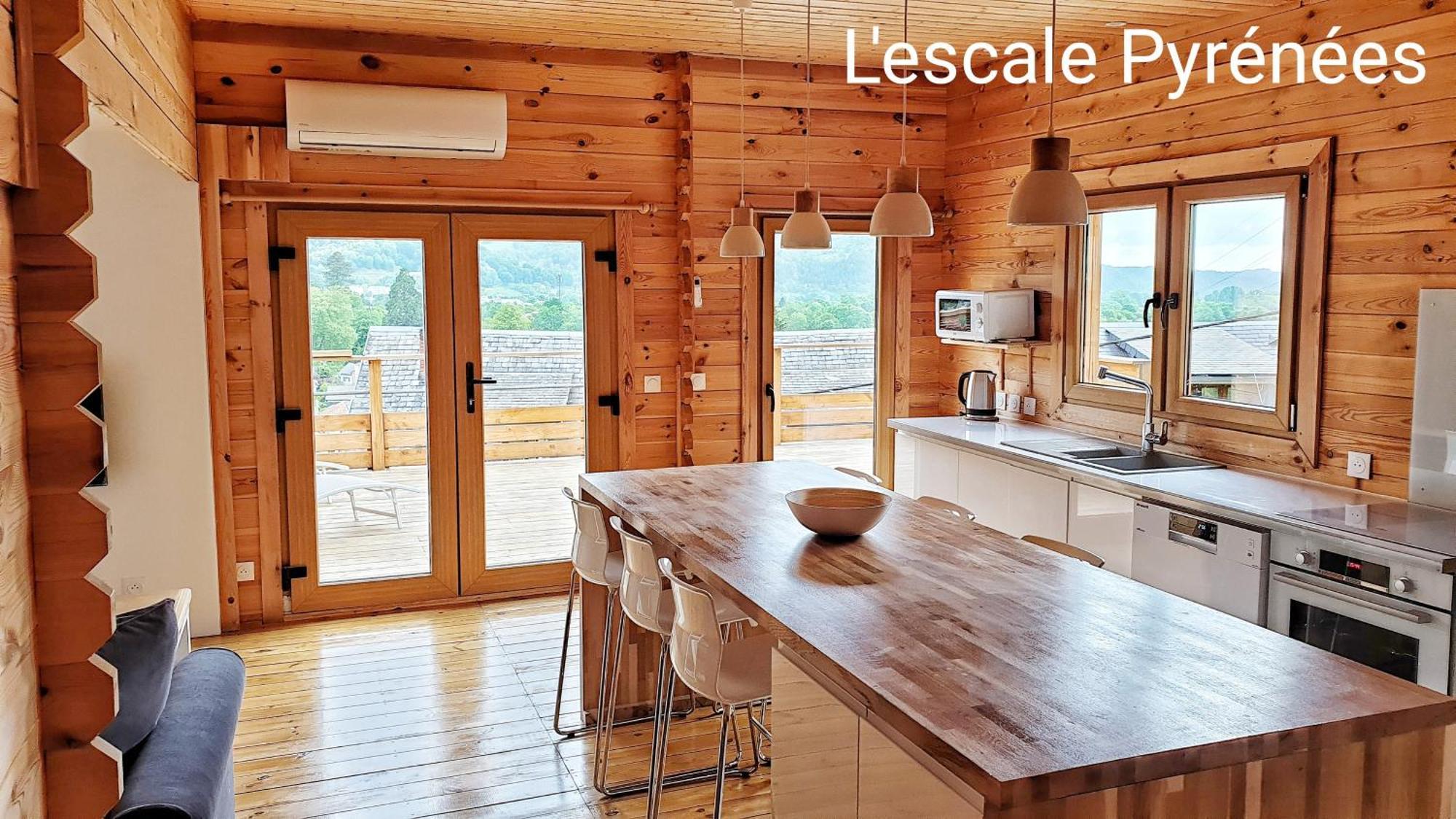 Le Chalet Jacuzzi Et Detente 4 Etoiles 巴涅尔德比戈尔 外观 照片