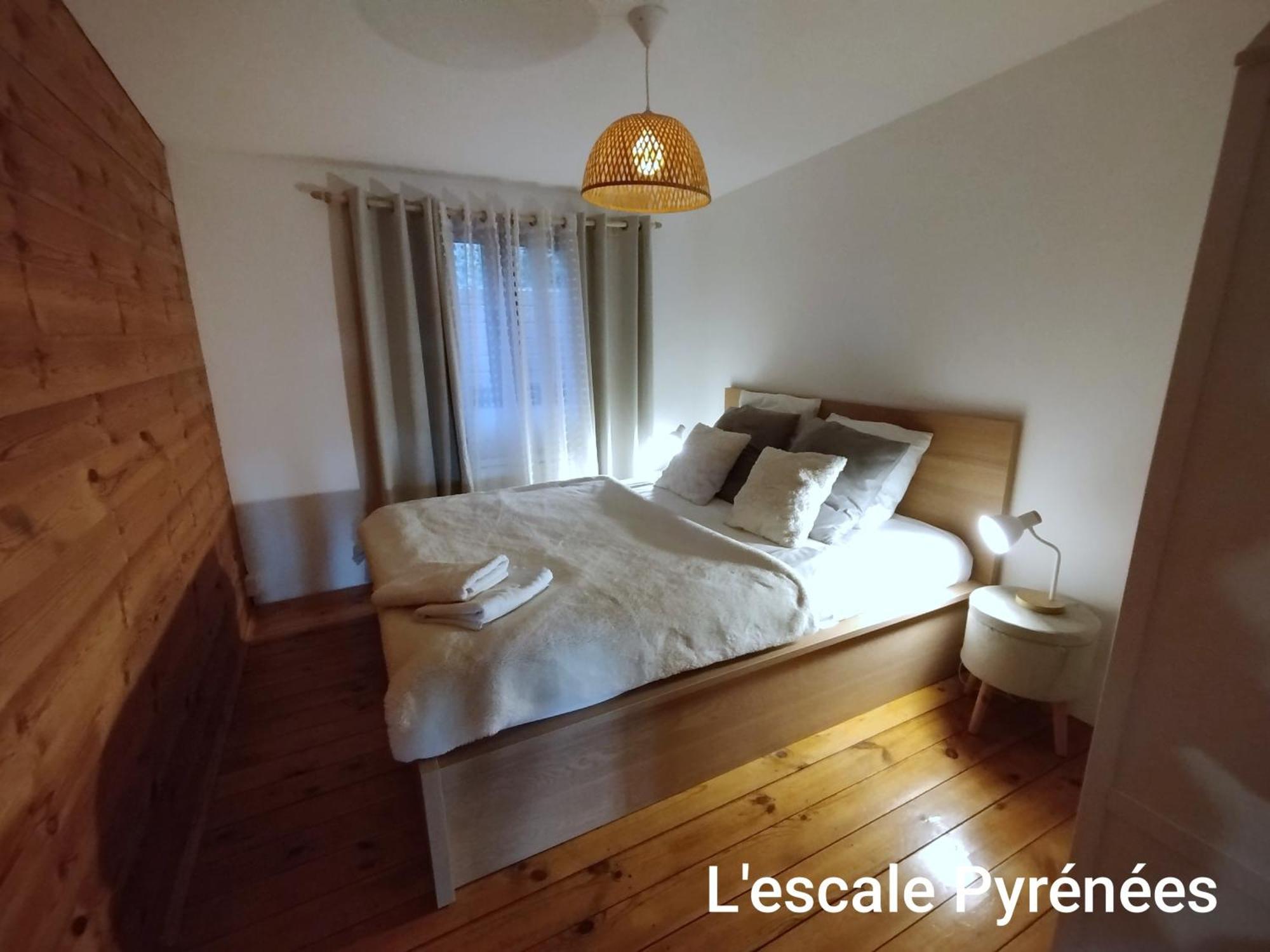 Le Chalet Jacuzzi Et Detente 4 Etoiles 巴涅尔德比戈尔 外观 照片